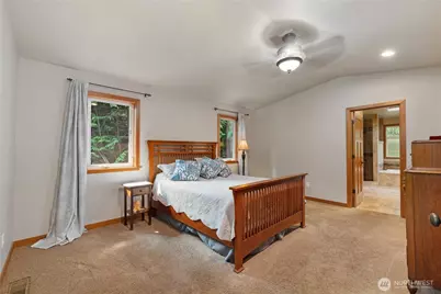 15115 78th Ave NE, Kenmore, WA 98028 - Photo 16