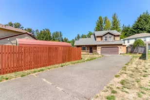 5619 228 St E, Spanaway, WA 98387 - Photo 4