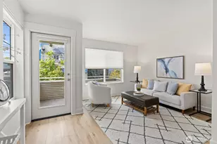 10311 Midvale Ave N, Seattle, WA 98133 - Photo 2