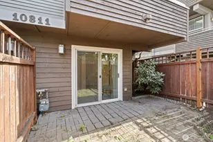 10311 Midvale Ave N, Seattle, WA 98133 - Photo 16