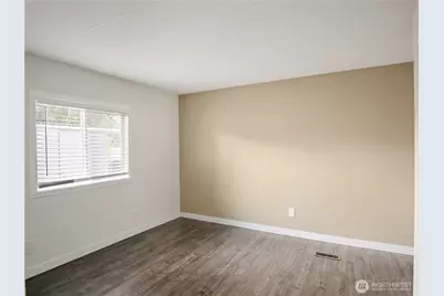 415 Lakeview Road #F16, Lynnwood, WA 98087 - Photo 22