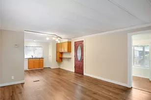 415 Lakeview Rd, Lynnwood, WA 98087 - Photo 8