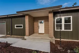 1317 E 5th St, Port Angeles, WA 98362 - Photo 4