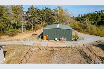 815 Engle Road, Coupeville, WA 98239 - Photo 34