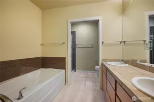 2901 NE Blakeley St, Seattle, WA 98105 - Photo 24