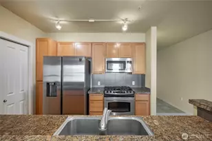 2901 NE Blakeley St, Seattle, WA 98105 - Photo 18