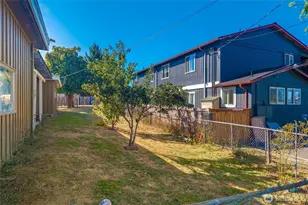 1561 1563 S 35th St, Tacoma, WA 98418 - Photo 2