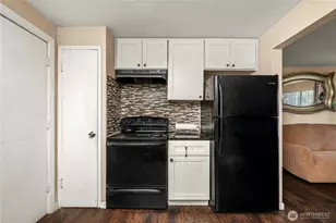 1561 1563 S 35th St, Tacoma, WA 98418 - Photo 14