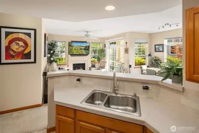 1855 Trossachs Boulevard SE #2402, Sammamish, WA 98075 - Photo 12