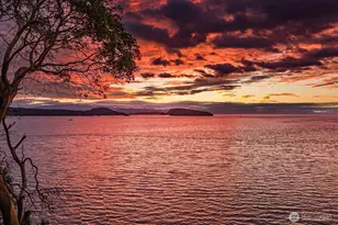 4486 Villarreal Ln, Oak Harbor, WA 98277 - Photo 2