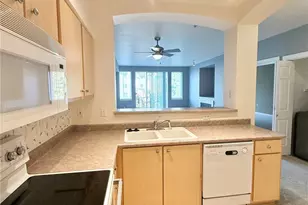 13301 SE 79th Pl, Newcastle, WA 98059 - Photo 6