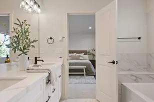 429 Legion Dr, Everett, WA 98201 - Photo 20