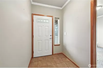 425 Garden Lane #39, Burlington, WA 98233 - Photo 4