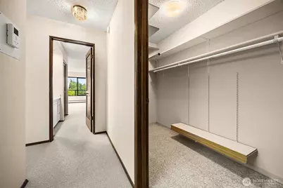 100 Ward Street #104, Seattle, WA 98109 - Photo 22