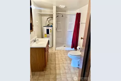 34 Main Street, Loomis, WA 98827 - Photo 12