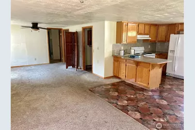 34 Main Street, Loomis, WA 98827 - Photo 6