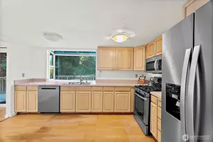 5432 Pineridge Ct NE, Bremerton, WA 98311 - Photo 10