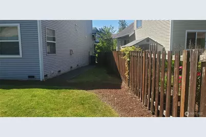 8733 26th Place NE, Lake Stevens, WA 98258 - Photo 20