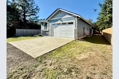 269 Ensign Avenue NW, Ocean Shores, WA 98569 - Photo 10
