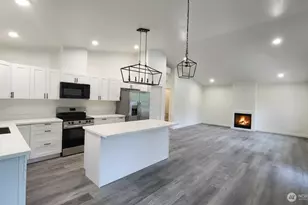 219 S Oar Loop SW, Ocean Shores, WA 98569 - Photo 4