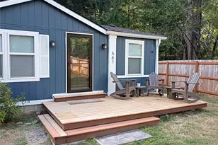 561 E Lakeshore Drive East, Shelton, WA 98584 - Photo 2