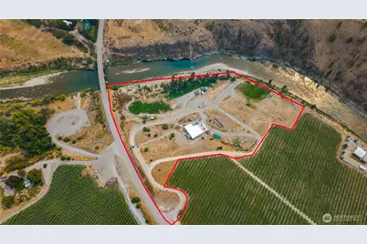 385 Highway 153, Pateros, WA 98846 - Photo 4