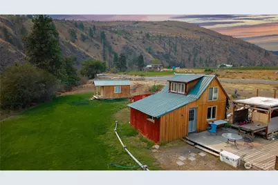 385 Highway 153, Pateros, WA 98846 - Photo 12