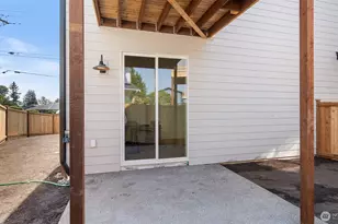 501 Legion Dr, Everett, WA 98201 - Photo 16