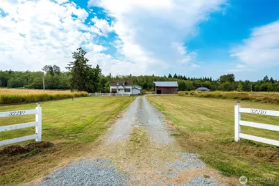 32210 68th Avenue NW, Stanwood, WA 98292 - Photo 2