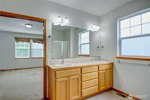 800 Farmington Dr, Burlington, WA 98233 - Photo 22