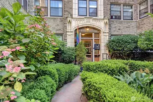 1605 E Olive St, Seattle, WA 98122 - Photo 2