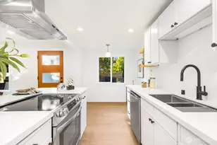 1722 Martin Luther King Jr Way, Seattle, WA 98122 - Photo 12