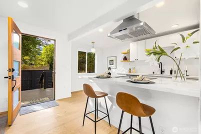 1722 Martin Luther King Jr Way, Seattle, WA 98122 - Photo 4