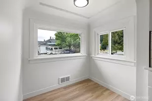 711 S 43rd St, Tacoma, WA 98418 - Photo 8