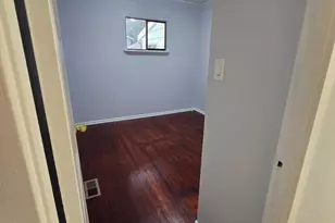 15404 Meadow Rd, Lynnwood, WA 98087 - Photo 2