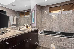 5622 39th Ave W, Seattle, WA 98199 - Photo 30