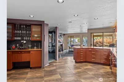 5622 39th Avenue W, Seattle, WA 98199 - Photo 16