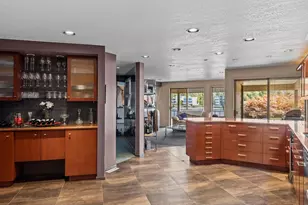 5622 39th Ave W, Seattle, WA 98199 - Photo 16