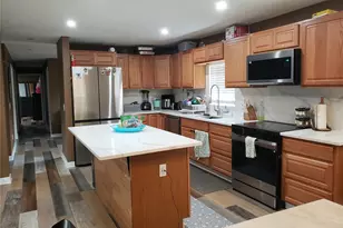 19522 5th St Ct E, Lake Tapps, WA 98391 - Photo 2