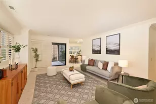 1301 Spring St, Seattle, WA 98104 - Photo 2