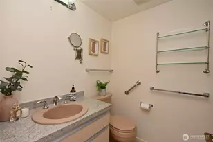 1301 Spring St, Seattle, WA 98104 - Photo 20