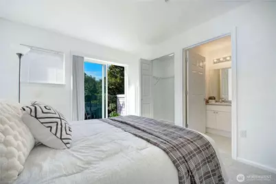 1729 12th Avenue S #201, Seattle, WA 98144 - Photo 2