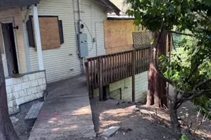 2117 E Phinney Bay Dr, Bremerton, WA 98312 - Photo 2