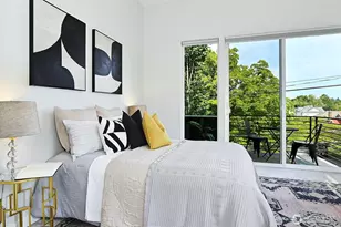 1159 NE 55th St, Seattle, WA 98105 - Photo 10