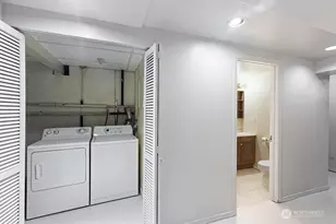 8555 S 120th St, Seattle, WA 98178 - Photo 16