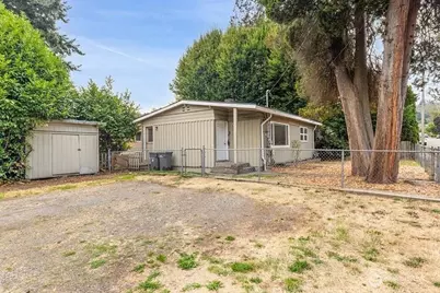 8555 S 120th Street, Seattle, WA 98178 - Photo 2