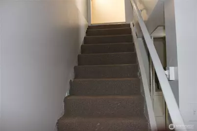 8555 S 120th Street, Seattle, WA 98178 - Photo 18