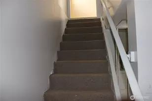 8555 S 120th St, Seattle, WA 98178 - Photo 18