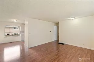 8555 S 120th St, Seattle, WA 98178 - Photo 8