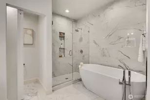 10047 Main St, Bellevue, WA 98004 - Photo 26